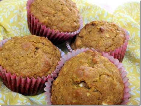pumpkin oatmeal muffins