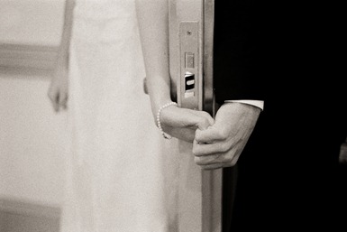 001_BehindtheDoor