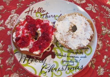 bagel with cran 032
