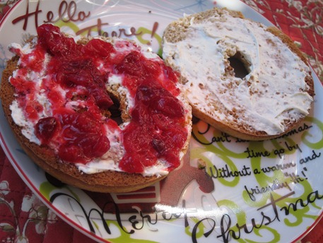 bagel with cran 038