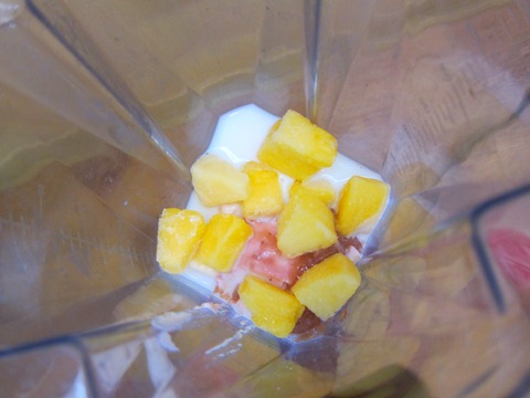pineapple smoothie 004