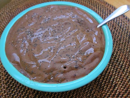 chocolate chia seed smoothie 002