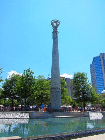scuba diving with whale sharks georgia aquarium 048