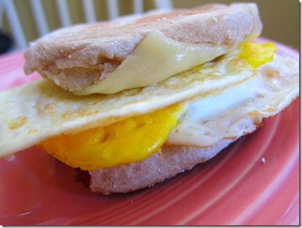 healthy egg mcmuffin with jelly 006