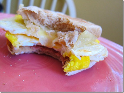 healthy egg mcmuffin with jelly 008