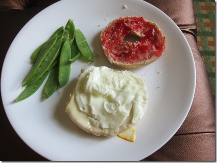 bagelwich jelly cheese 006