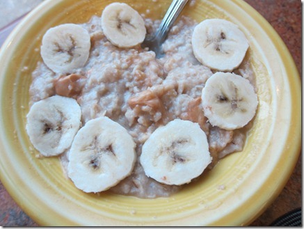 banana and peanut butter oatmeal 004