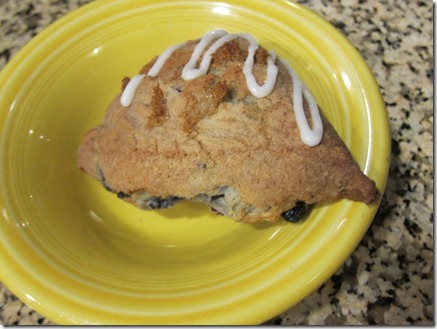 blueberry scone 001