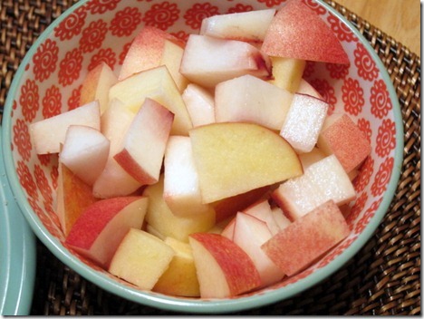apple and peach salad 004
