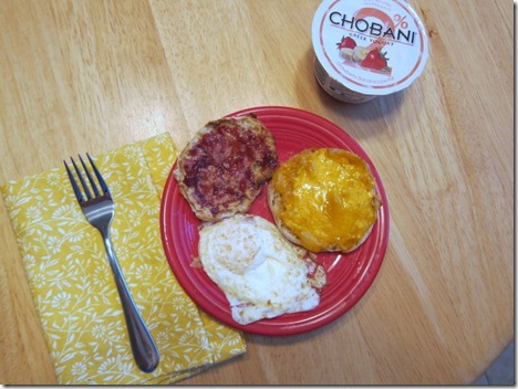 egg cheese jelly sandwich 001