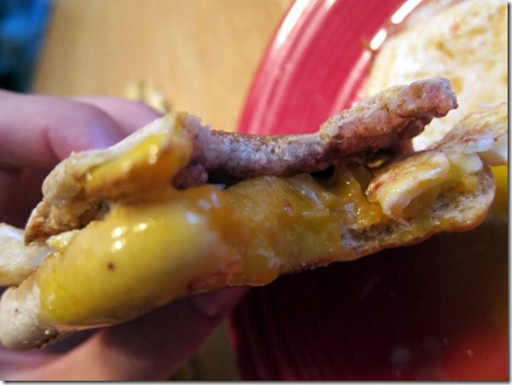 egg cheese jelly sandwich 004
