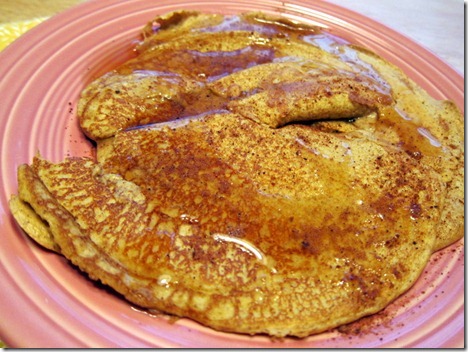 pumpkin protein pancakes 007
