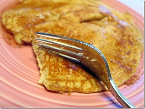 pumpkin protein pancakes 008