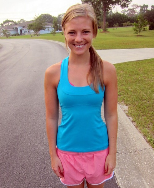 Lululemon Scoop Neck Tank Review - Peanut Butter Fingers