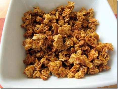 pumpkin spice granola 003