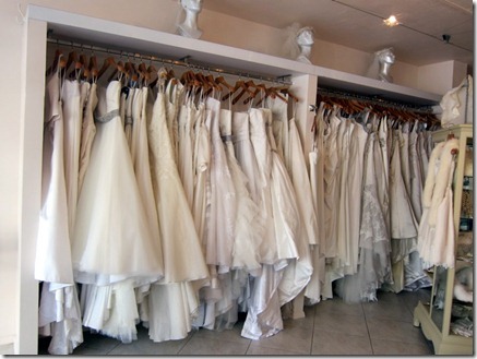 bridal model 050