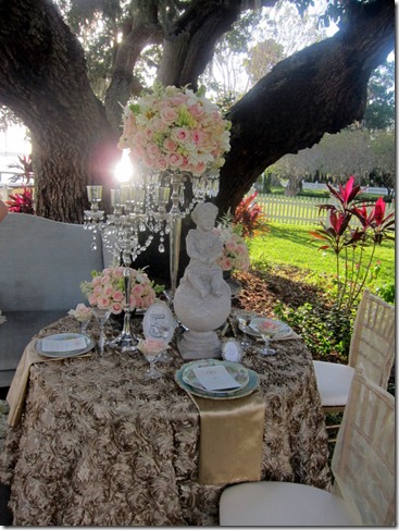 bridal model 072
