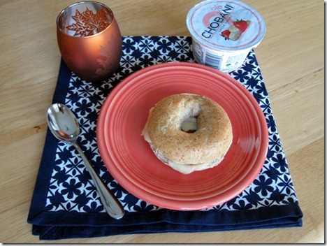cheese and jelly bagelwich 004