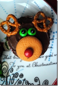 reindeer cupcakes 061