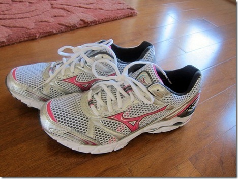 mizuno waverider