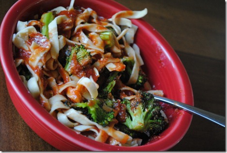 noodles with broccoli and marinara 008