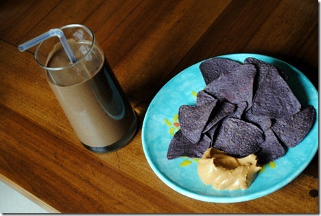 blue corn tortilla chips 005