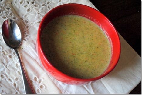 broccoli cheese soup healthy 003