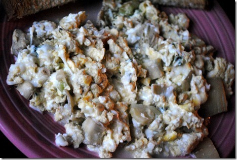 scrambled eggs with artichoke 031
