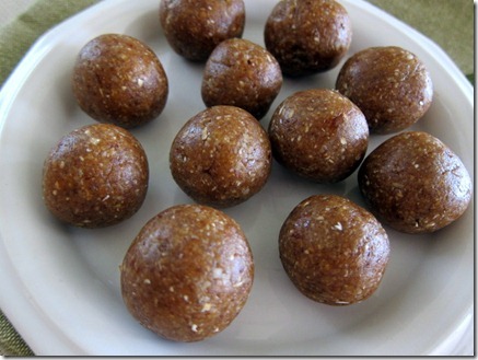 Date Balls 019-1