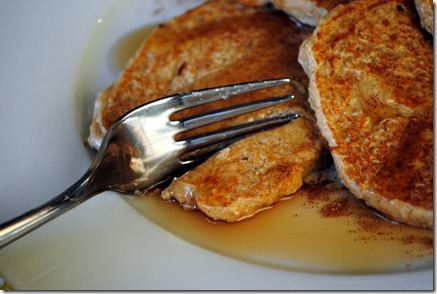 banana protein pancakes 240-001