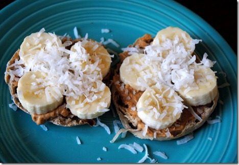 english muffin with peanut butter and banana 005