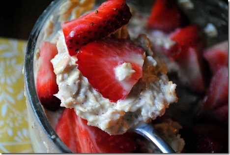 overnight oats spoonful
