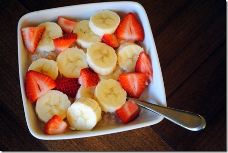 overnight oats strawberry banana