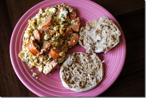 scrambled eggs chicken sausage