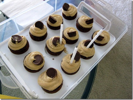 choc peanut butter cupcakes