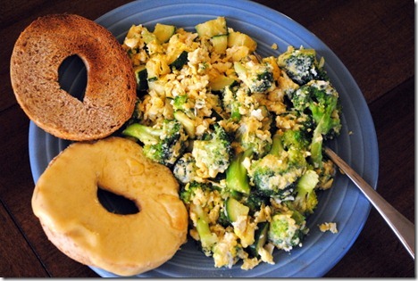 eggs with bagel veggies