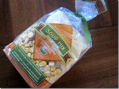 cheddar corn chowder harry and david 001