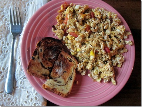 scrambled eggs with salsa
