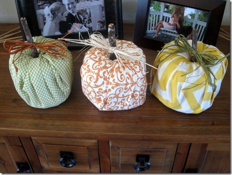 toilet paper roll pumpkins