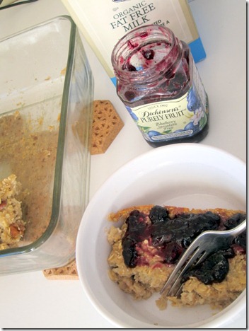 Healthy Vanilla Pecan Baked Oatmeal