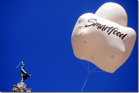 Smartfood popcorn balloon