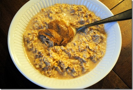 almond butter overnight oats