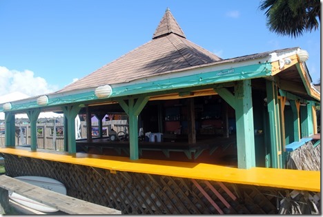 tiki hut si como no