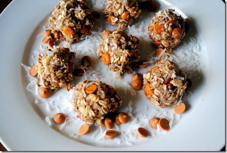 Butterscotch Coconut Oatmeal Banana Bread Bites