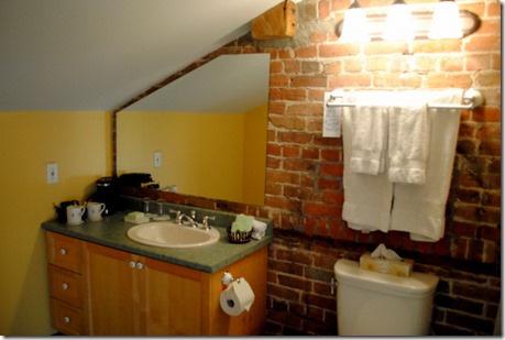 Wakefield Inn Mill Bathroom