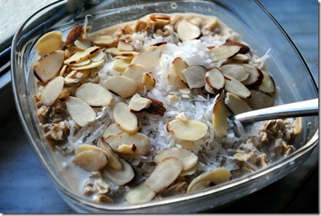 overnight oats almonds and coconut
