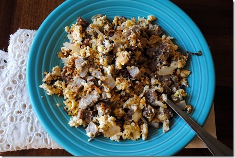 scrambled eggs with sausage and onion