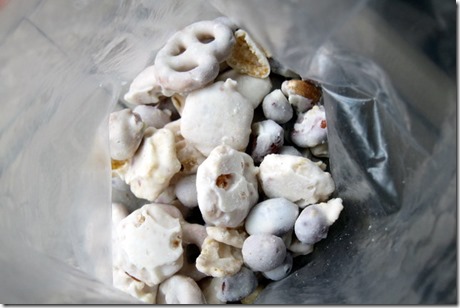 fresh market white chocolate chex