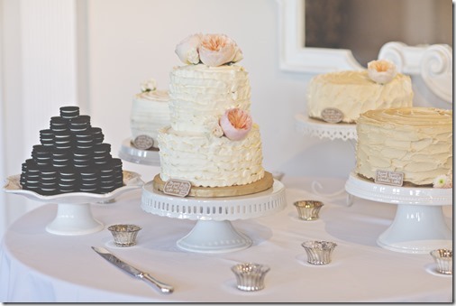 Beautiful Wedding Cakes - Plus and Oreo Cake