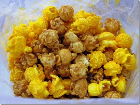 Garrett's Popcorn Cheddar and Caramel
